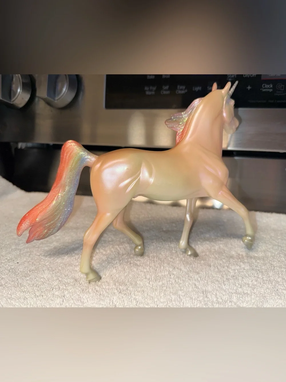 Breyer glossy pearlescent